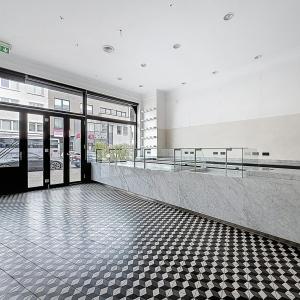 Fort Jaco : Superbe commerce HORECA + terrasse 