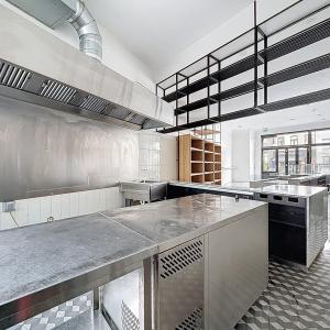 Fort Jaco : Superbe commerce HORECA + terrasse 