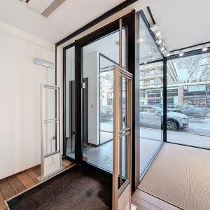 Fort Jaco : Superbe surface commerciale prête à l’emploi