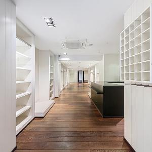 Fort Jaco : Superbe surface commerciale prête à l’emploi