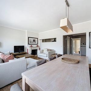 Cavell : Bel appartement meublé 2 chambres 