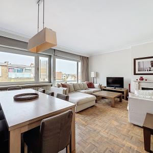 Cavell : Bel appartement meublé 2 chambres 