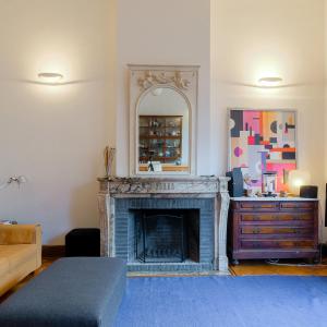 Lumineuse maison bourgeoise, 12 chambres, terrasse & jardin.