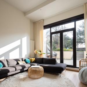 Rez-de-chaussée 3 chambres – 155 m² – Quartier Brugmann