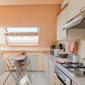 Magnifique Hôtel de maître de ± 600 m², jardin et garage.