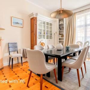 Etangs d'Ixelles: Hôtel de Maître avec 8 chambres et garage