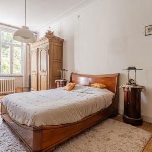 Etangs d'Ixelles: Hôtel de Maître avec 8 chambres et garage