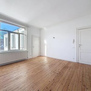 Place du Châtelain : Bel appartement de 2 chambres