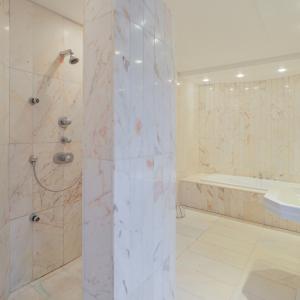 Parc Brugmann - Villa de ± 450 m² bruts avec jardin & garage