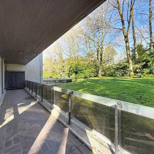 Mix / Soignes : Bel appartement rénové et meublé + terrasse