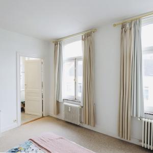 Place Luxembourg: magnifique appartement terrasse S/O 12 m²