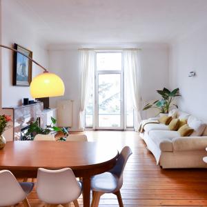 Place Luxembourg: magnifique appartement terrasse S/O 12 m²