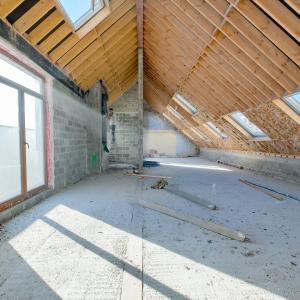 Stephanie/Toison d'or Magnifique penthouse 3ch CASCO ±120m² 