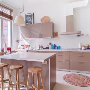 Châtelain : Magnifique appartement 3 CH. + terrasse SUD