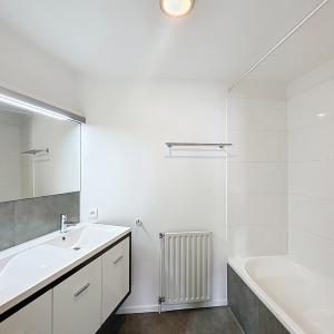 Congrès/Parc Royal : Super appartement 2 chambres meublé 