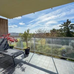 Saint-Job : bel appartement 1 chambre + Terrasse Sud