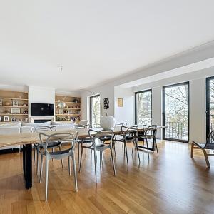 Louise, jardin du Roi, spacieux appartement de 205 m2