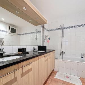 Louise, jardin du Roi, spacieux appartement de 205 m2