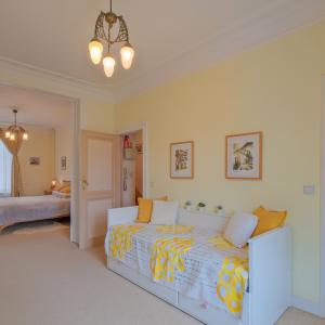 Place Brugmann : maison 6 ch + jardin orienté Sud