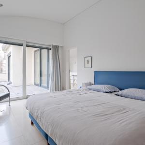 Châtelain: Belle arrière maison 3 chambres, cour et terrasse