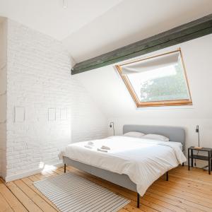 Franz Merjay: Belle maison 4 chambres - jardin & terrasses