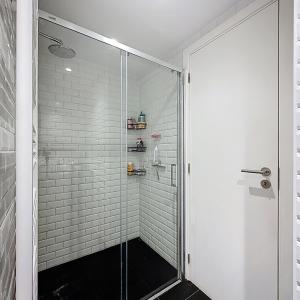 Pl. Brugmann/Lepoutre : Superbe appartement rez-de-chaussée 