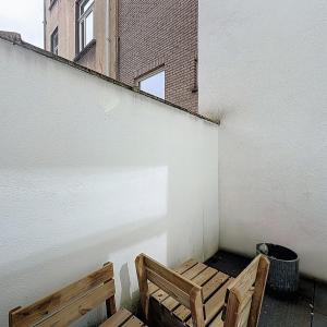 Pl. Brugmann/Lepoutre : Superbe appartement rez-de-chaussée 