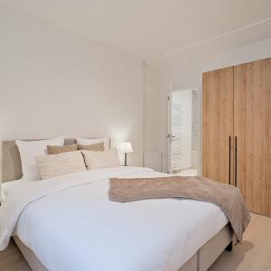 PORTES OUVERTES SAMEDI 25 AVRIL Appartement de ± 114 m², 2ch