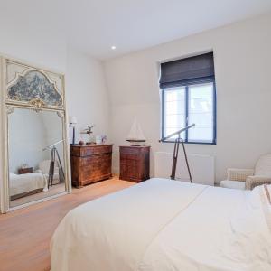 Louise, maison de Maitre rénovée 5ch+jardin et piscine