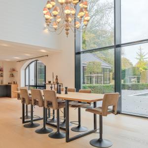 Sept Fontaines, superbe propriété contemporaine avec piscine