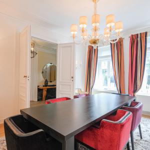 Etangs d'Ixelles, superbe hôtel de Maître,  jardin  garages