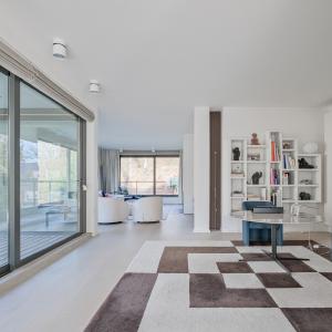 Uccle, superbe appartement dans immeuble Corbiau