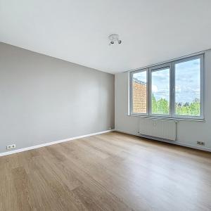 Roosevelt/ULB : Appartement 2 chambres + balcons + garage