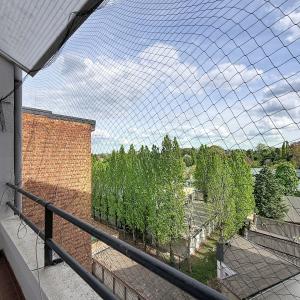 Roosevelt/ULB : Appartement 2 chambres + balcons + garage