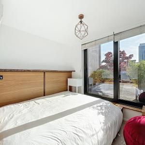 Royale / Congrès : Bel appartement duplex penthouse meublé