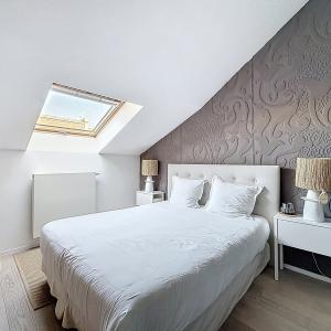 Royale / Congrès : Bel appartement duplex penthouse meublé