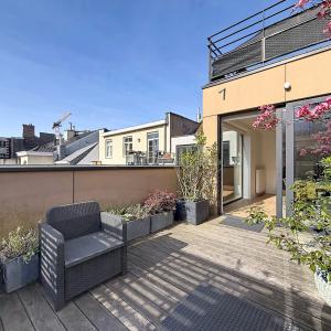 Royale / Congrès : Bel appartement duplex penthouse meublé