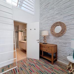 Royale / Congrès : Bel appartement duplex penthouse meublé