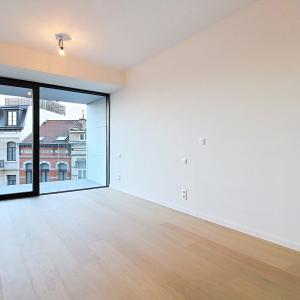 Louise 430/Corbiau : Sublime appartement + terrasse 