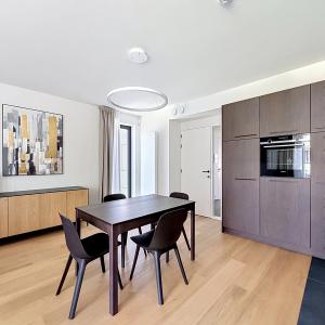 Montgomery/Cinquantenaire: Somptueux appartement meublé neuf