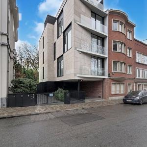 Montgomery/Cinquantenaire: Somptueux appartement meublé neuf