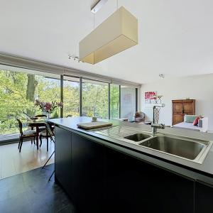 Montgomery/Cinquantenaire: Somptueux appartement meublé neuf