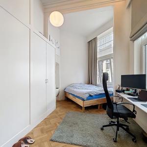 Sablon : Superbe appartement 3 chambres entièrement rénové