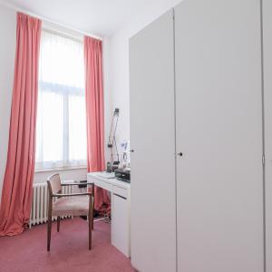 Vdk/Molière, superbe maison, 4 chambres & jardin