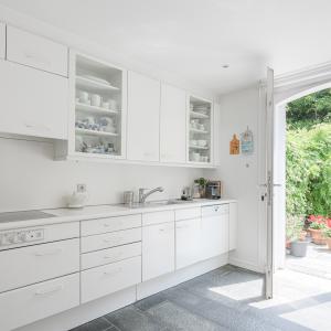 Vdk/Molière, superbe maison, 4 chambres & jardin