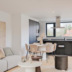 Saint Job/Lycée Français duplex 141m² 3ch + 3 terrasses