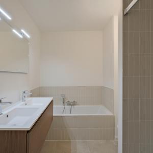 Parc Wolvendael,  appartement de +/-92m² , 2ch.+ terrasse