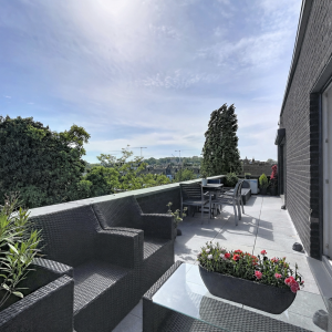 Penthouse ± 85 m² + terrasse ± 20 m² + parking 