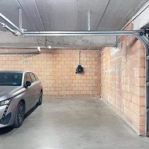 Penthouse ± 85 m² + terrasse ± 20 m² + parking 