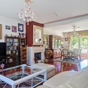 Splendide maison: jardin sud, double garage, prof. libérale